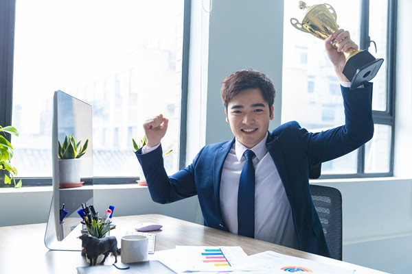 合理控制薪酬成本，提高企業(yè)利潤(rùn)與員工福利水平