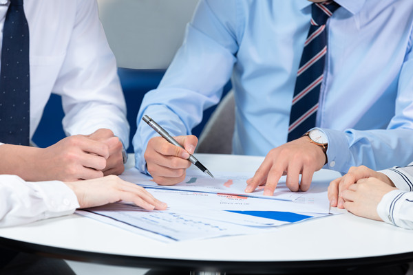 精心謀劃企業戰略，促進企業核心競爭力的提升
