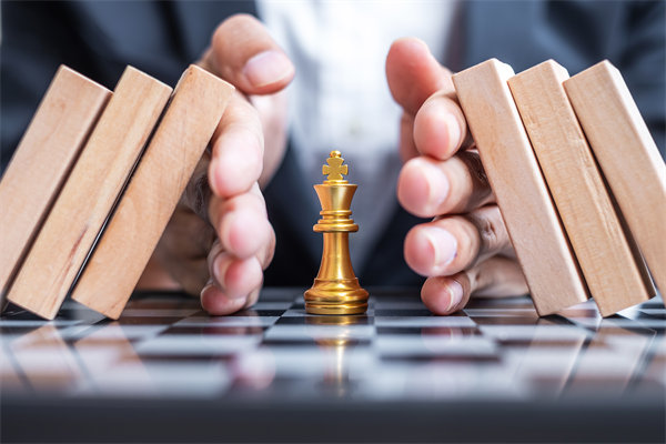 企業(yè)戰(zhàn)略調(diào)整如何有效應(yīng)對(duì)行業(yè)變革挑戰(zhàn)？