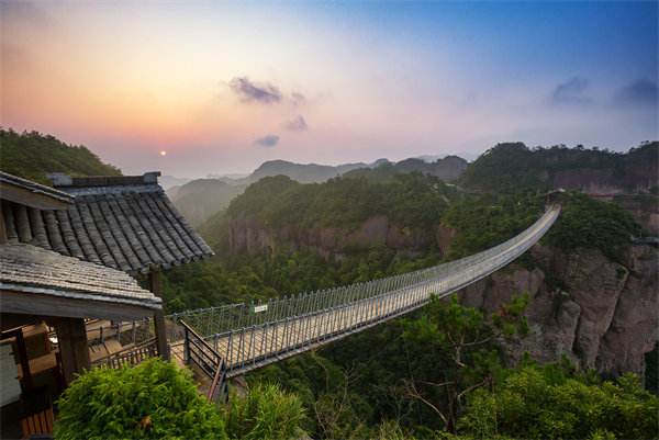 臺州管理咨詢機構(gòu)如何助力企業(yè)戰(zhàn)略規(guī)劃落地？