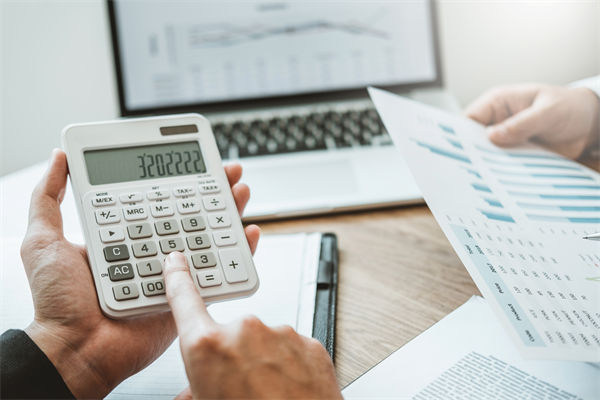 預算管理不善，會給企業(yè)帶來哪些潛在的財務風險？