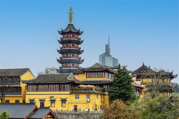 高薪招不來(lái)人，低薪留不住才，南京薪酬咨詢公司如何破解困局？