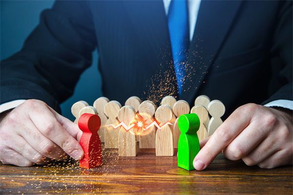 新老業(yè)務(wù)沖突不斷，企業(yè)戰(zhàn)略管理如何平衡布局？